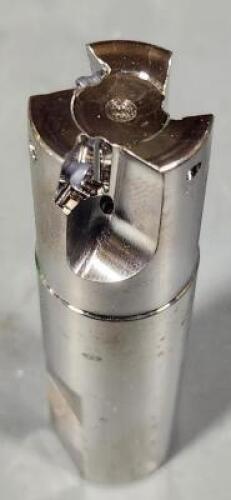 DESCRIPTION: (1) INDEXABLE FACE MILL BRAND/MODEL: WIDIA M6800M SIZE: 2" DIA 3/4" ARBOR HOLEW RETAIL$: $449.95 QTY: 1