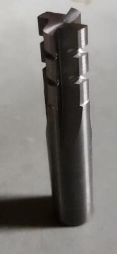 DESCRIPTION: (4) SOLID CARBIDE STRIAGHT, INTERUPTED FLUTE END MILL BRAND/MODEL: DATA FLUTE D57292 SIZE: .490" 1/2" SD .850 LOC 3.34RAD RETAIL$: $100.4