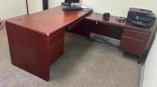 L-SHAPED DESK WITH RIGHT SIDE RETURN