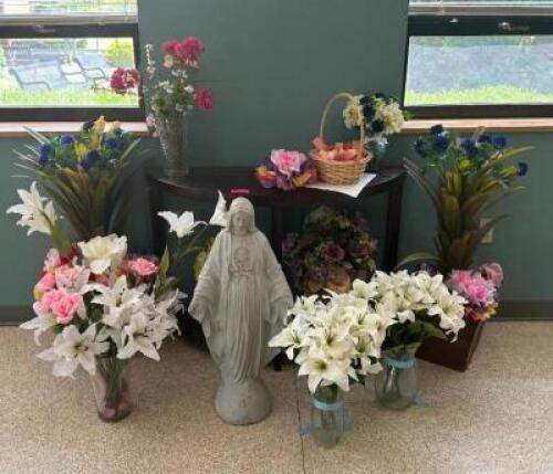 ASSORTED FAUX FLOWERS WITH MARY STATUE AND SIDE TABLE