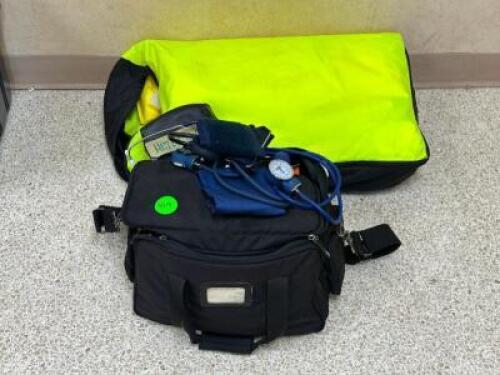 PARTIAL FIRST AID BAG WITH BAG OF AIR CASTS