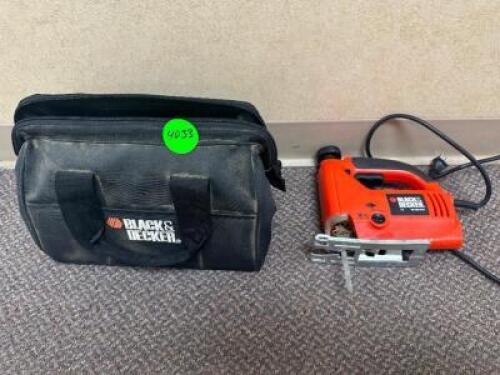 BLACK AND DECKER SAW KIT