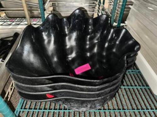 (4) LARGE PLASTIC SHELL SHAPED PLATTERS - BLACK