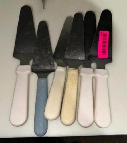 (6) STAINLESS PIE SERVERS