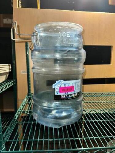 PLASTIC ICE BUCKET