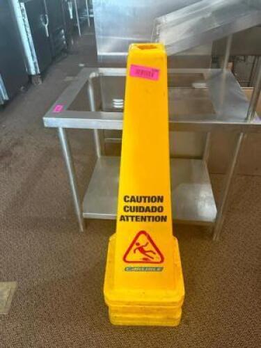 WET FLOOR SIGN