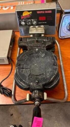 WAFFLE MAKER