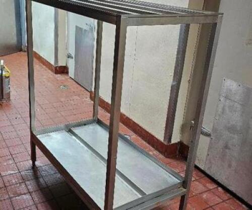 48" X 24" STAINLESS DUNNAGE RACK