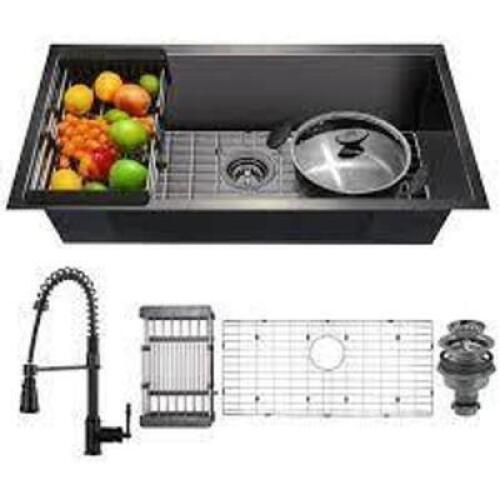 (1) SINGLE BOWL UNDERMOUNT KITCHEN SINK