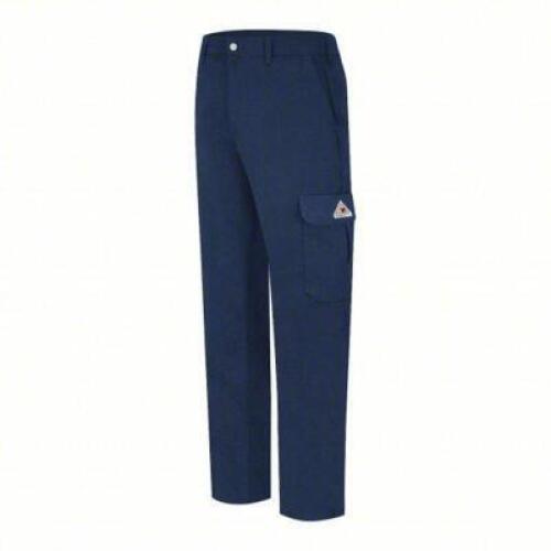 DESCRIPTION: (1) CASE OF (14) WORK PANTSBRAND/MODEL: VF IMAGEWEAR #34C852INFORMATION: BLUESIZE: 36X32RETAIL$: $150.00 A PAIRQTY: 1