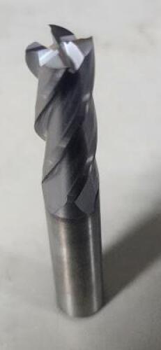 DESCRIPTION: (4) SOLID CARBIDE SQ END MILL BRAND/MODEL: HERTEL 74453382 SIZE: 3/8" DIA 1" LOC RETAIL$: $39.32 QTY: 3