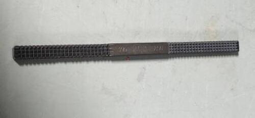 DESCRIPTION: (1) THREAD RESTORER FILE BRAND/MODEL: NU-TRIX #9 SIZE: #9 RETAIL$: $16.56 QTY: 1