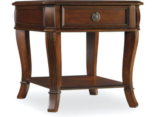 DESCRIPTION: BROOKHAVEN END TABLE BRAND/MODEL: HOOKER 281-80-113 SIZE: 24"X28"X24" RETAIL$: $689.00 QTY: 1
