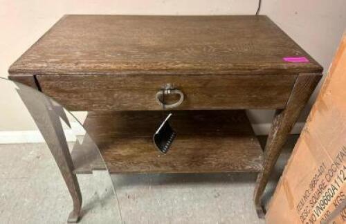DESCRIPTION: WOODEN SIDE TABLE WITH DRAWER BRAND/MODEL: BERNHARDT QTY: 1