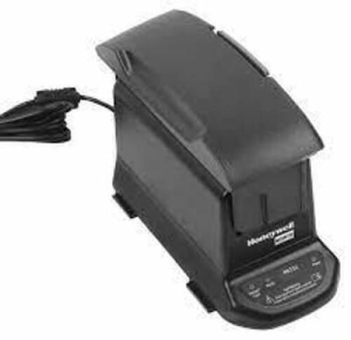 DESCRIPTION: (1) BATTERY PACK BRAND/MODEL: HONEYWELL NORTH #449N18 INFORMATION: BLACK SIZE: LITHIUM ION RETAIL$: $372.27 EA QTY: 1
