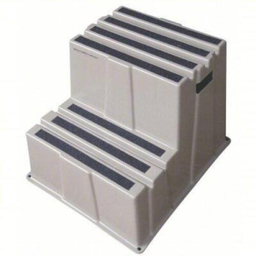 DESCRIPTION: (1) BOX STEP BRAND/MODEL: 44ZJ56 INFORMATION: GRAY SIZE: 2 STEP RETAIL$: $171.26 EA QTY: 1