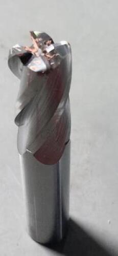 DESCRIPTION: (2) SOLID CARBIDE CORNER CHAMFER/RADIUS END MILL BRAND/MODEL: HTC TOOL 350-4750-090R SIZE: 3/4" DIA 1-1/2" LOC RETAIL$: $115.08 EA QTY: 2