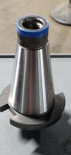 DESCRIPTION: (1) NMTB50 TAPER SHANK END MILL HOLDER BRAND/MODEL: TMX 7-165-085 SIZE: 5/8" HOLE, 2.75" PROJ. 1-1/2" NOSE D RETAIL$: 205.67 QTY: 1