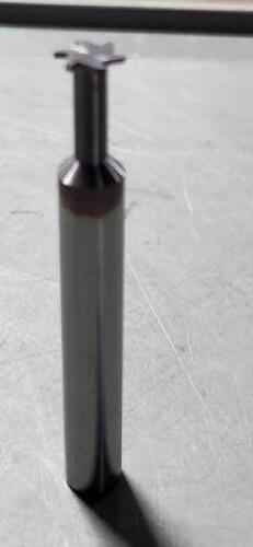 DESCRIPTION: (3) SOLID CARBIDE KEYSEAT CUTTER BRAND/MODEL: HARVEY TOOL 22410-C3 SIZE: 5/16" CUT DIA RETAIL$: $111.45 EA QTY: 3