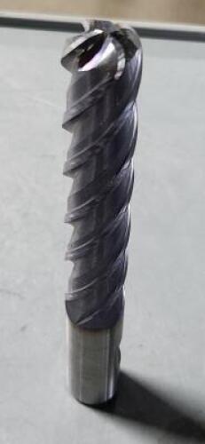 DESCRIPTION: (2) SOLID CARBIDE SQ END MILL BRAND/MODEL: KENNAMETAL HPHV750S4400 SIZE: 34/" DIA 4" LOC RETAIL$: $371.59 EA QTY: 2