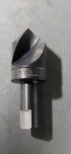 DESCRIPTION: (2) 90 DEG HSS UNIFLUTE COUNTERSINK BRAND/MODEL: M.A.FORD 61100003T SIZE: 1" RETAIL$: $62.40 QTY: 2