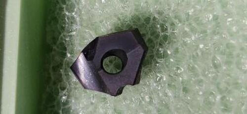 DESCRIPTION: (5) REPLACABLE DRILL TIP BRAND/MODEL: WALTER 5656180 SIZE: 17mm RETAIL$: $136.00 QTY: 5