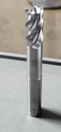 DESCRIPTION: (4) SOLID CARBIDE "CHATTER FREE" 5XD SQ END MILLS BRAND/MODEL: ISCAR ECAI-H4R 500-750/2.5C01CF SIZE: 1/2" DIA 3/4" LOC RETAIL$: $190.55 Q
