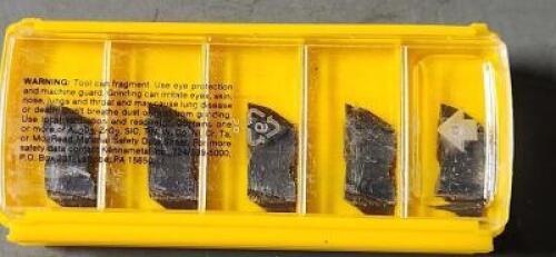 DESCRIPTION: (10) NJK TOP NOTCH CARBIDE GROOVING INSERT BRAND/MODEL: KENNAMETAL NJK3006R28 KC730 RETAIL$: $33.80 PER INSERT QTY: 10
