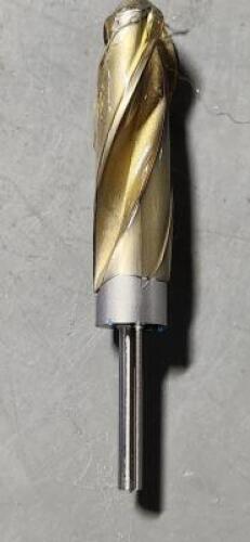 DESCRIPTION: (2) HSS SILVER DEMING DRILL BITS BRAND/MODEL: HANNIBAL 640 3/4 SIZE: 3/4" 1/4 SD RETAIL$: $22.70 QTY: 2