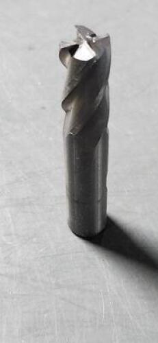 DESCRIPTION: (1) SOLID CARBIDE SQ END MILL BRAND/MODEL: IMCO 39520 SIZE: 1/2" RETAIL$: $56.78 QTY: 1