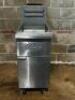 GLOBE 35 LB. GAS FRYER - 2