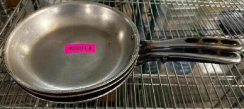 (3) 9" SKILLETS