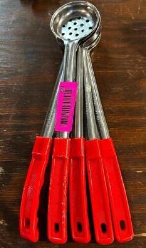 (5) SLOTTED STAINLESS PORTION SCOOPS