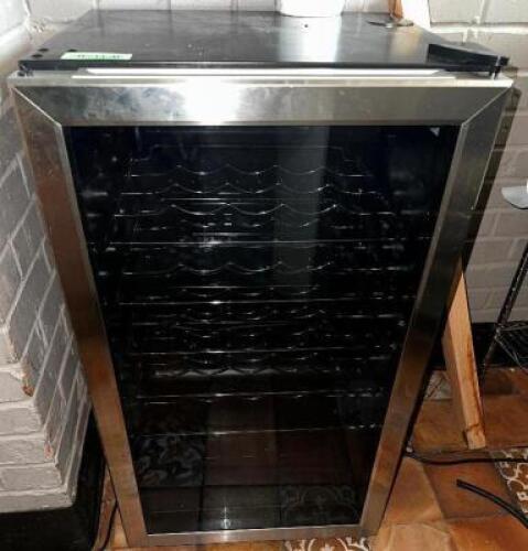 DESCRIPTION: INSIGNIA 29 BOTTLE WINE COOLER IN STAINLESS BRAND / MODEL: INSIGNIA NS-WC29SS9 ADDITIONAL INFORMATION RETAILS NEW FOR $320 LOCATION: KITC