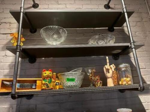 DESCRIPTION: CONTENTS OF WALL SHELF - ASSORTED PIECES OF DECORATION AND CRYSTAL BOWLS LOCATION: UPSTAIRS THIS LOT IS: ONE MONEY QTY: 1