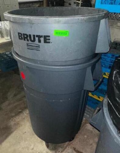 DESCRIPTION: (2) 44 GALLON RUBBERMAID TRASH CANS SIZE 44 GALLON LOCATION: BASEMENT THIS LOT IS: SOLD BY THE PIECE QTY: 2