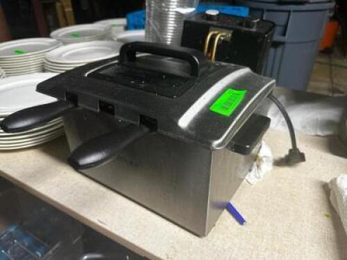 DESCRIPTION: HOUSE HOLD ELECTRIC FRYER LOCATION: BASEMENT QTY: 1