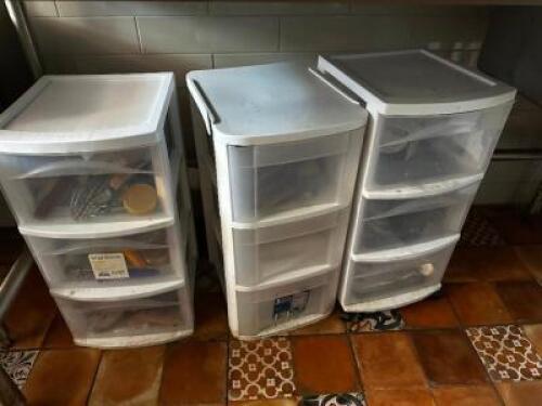 DESCRIPTION: (3) PLASTIC ORGANIZER DRAWER W/ CONTENTS - ASSORTED SMALL WARES LOCATION: BAR /MAIN FLOOR THIS LOT IS: ONE MONEY QTY: 1