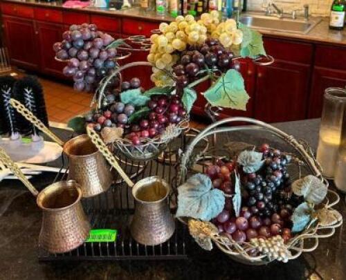 DESCRIPTION: ASSORTED TABLE DECOR AS SHOWN LOCATION: BAR QTY: 1