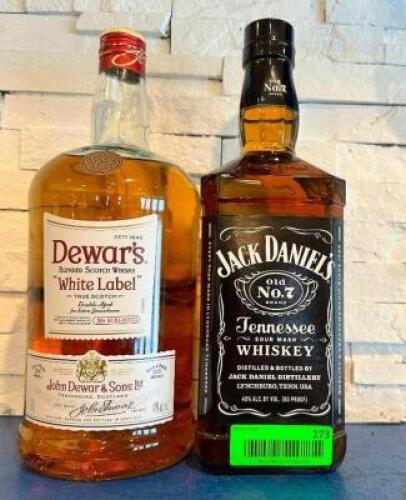 NAME: (2) - BOTTLES OF WISKEY DESCRIPTION: (2) - BOTTLES OF WISKEY LOCATION: BAR QTY: 2