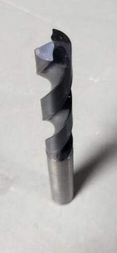 (1) SOLID CARBIDE DRILL BIT