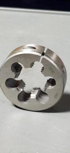 (1) ROUND ADJUSTABLE DIE