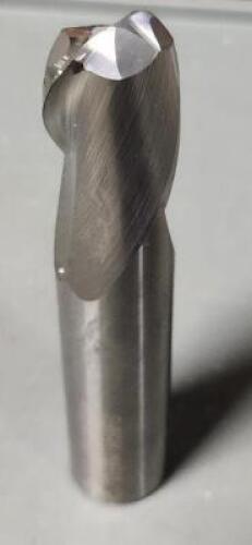 (1) SOLID CARBIDE SQ END MILL