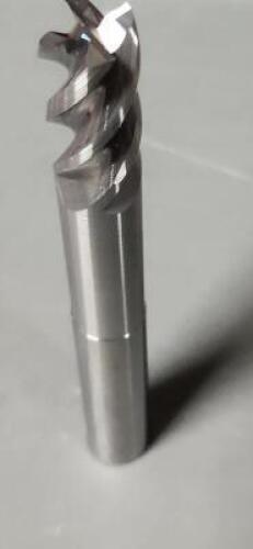 (4) SOLID CARBIDE "CHATTER FREE" 5XD SQ END MILLS