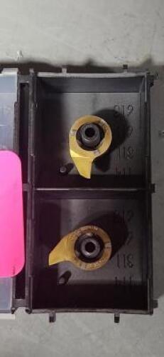 DESCRIPTION: (18) CARBIDE GROOVING INSERTS BRAND/MODEL: PH HORN RS114.0200.02 TN53 RETAIL$: 24.75 PER INSERT QTY: 18