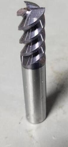 DESCRIPTION: (3) SOLID CARBIDE SQ END MILL BRAND/MODEL: ULTRA TOOL 31032 SIZE: 1/2" DIA 1" LOC RETAIL$: $39.36 EA QTY: 3