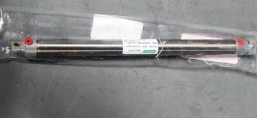 DESCRIPTION: (1) 9/16" AIR CYLINDER BRAND/MODEL: SPEEDAIRE 5TGK7 SIZE: 7" STROKE #10-32 PORT RETAIL$: $67.96 QTY: 1