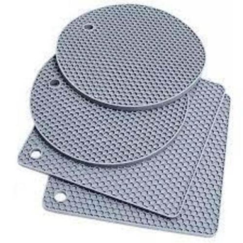 DESCRIPTION: (3) PACKS OF (4) KITCHEN HOT PADS BRAND/MODEL: SEFONE TRIVET MATS INFORMATION: GRAY SIZE: 7.2X7.2X3 RETAIL$: $8.99 EA QTY: 3