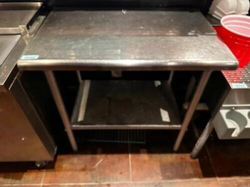 36" X 24" STAINLESS TABLE