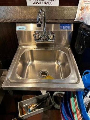 WALL MOUNTED STAINLESS HAND SINK